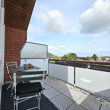 Stern - Zentrale Lage In Apartment Grömitz